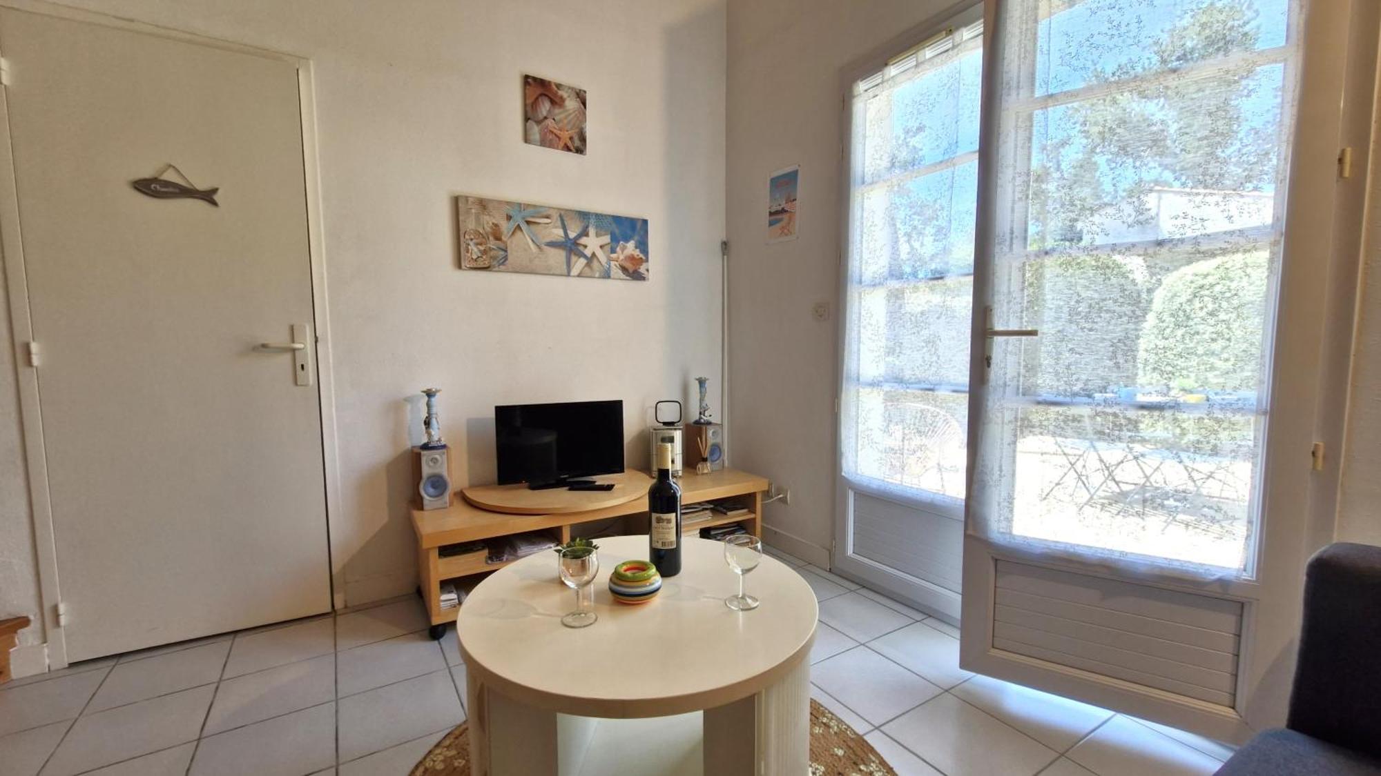 Meschers sur Gironde - MAISONNETTE de VACANCES - terrasse - proche PLAGE Exterior foto