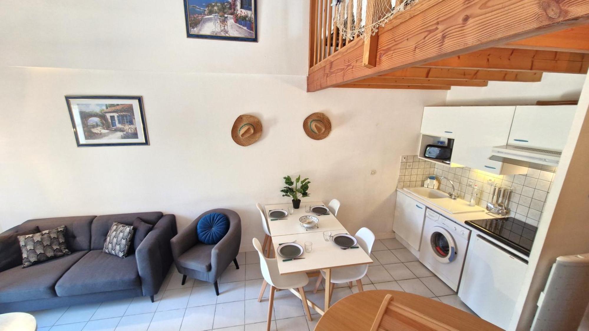 Meschers sur Gironde - MAISONNETTE de VACANCES - terrasse - proche PLAGE Exterior foto