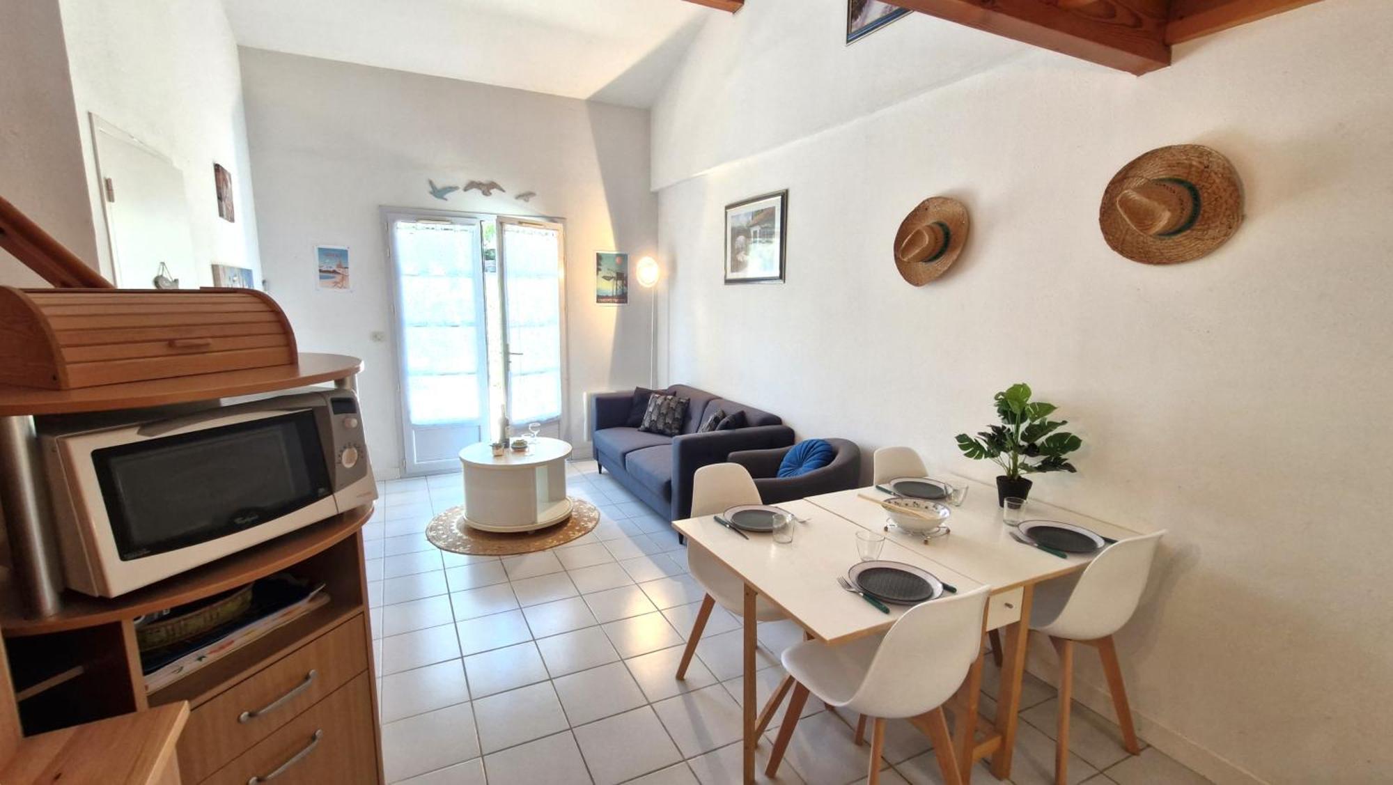 Meschers sur Gironde - MAISONNETTE de VACANCES - terrasse - proche PLAGE Exterior foto
