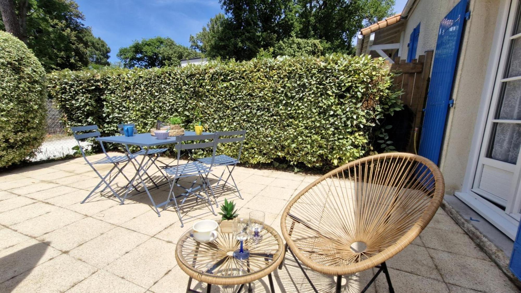 Meschers sur Gironde - MAISONNETTE de VACANCES - terrasse - proche PLAGE Exterior foto